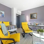 Sun, Moon, Star L Apartment Quelfes